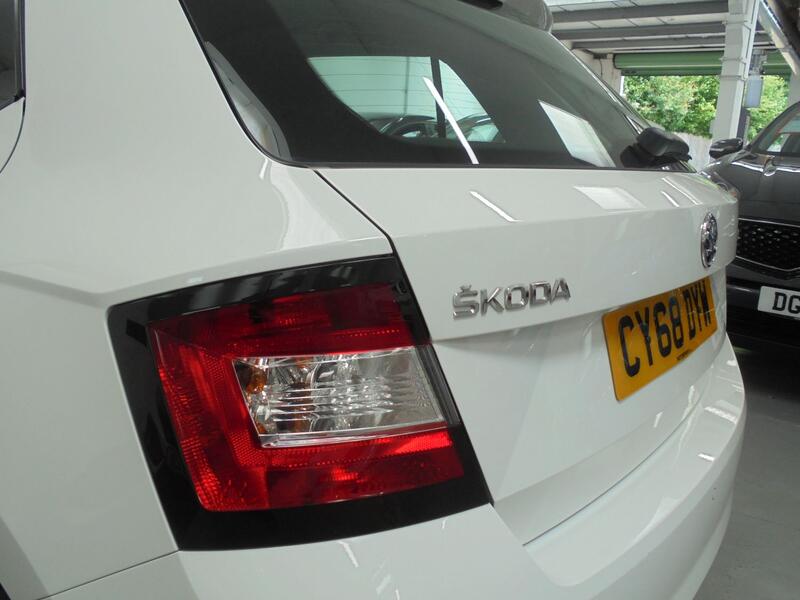 SKODA FABIA