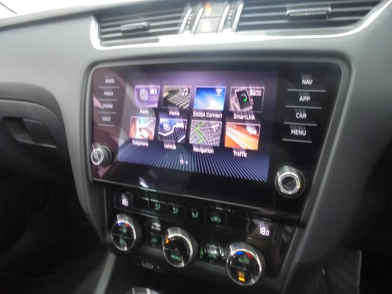 SKODA OCTAVIA