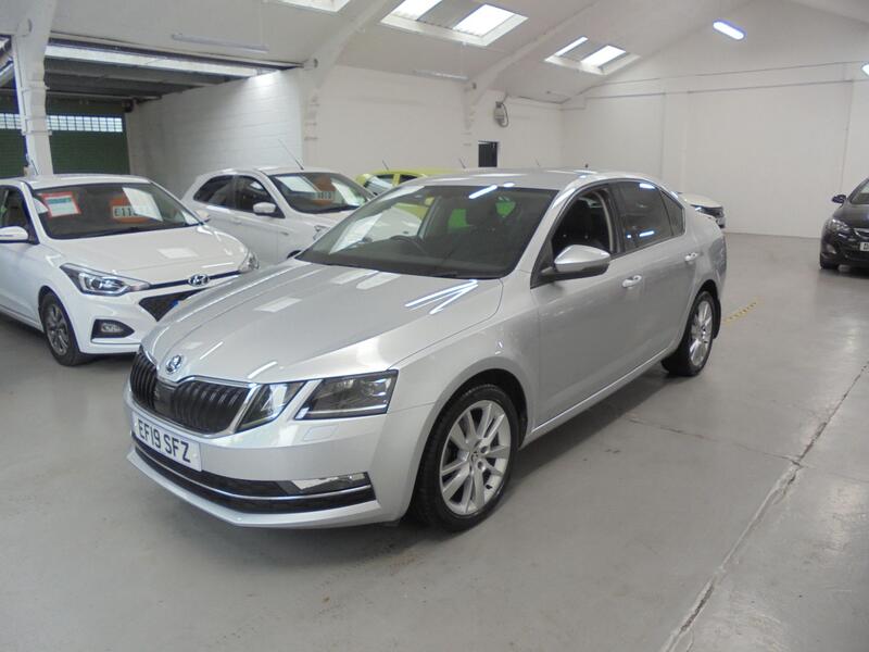 View SKODA OCTAVIA 1.5  Petrol TSI Hatchback AUTOMATIC SE SAT NAV 