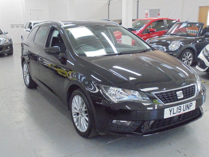 View SEAT LEON 1.5 TSI EVO SE Dynamic  Estate Nav - Apple Car Play