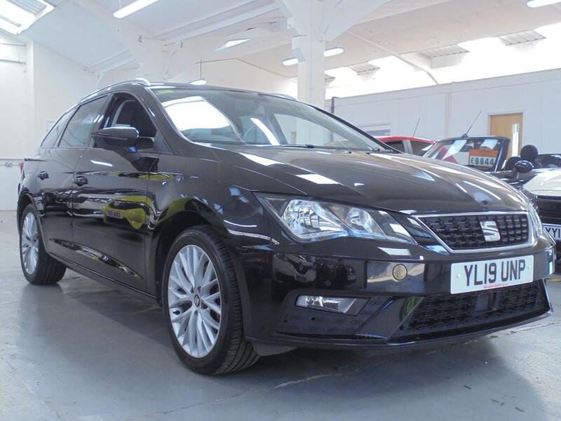 SEAT LEON