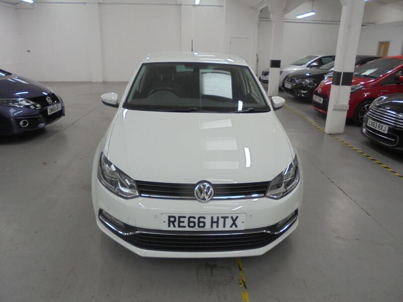 View VOLKSWAGEN POLO 1.2 TSI BlueMotion Tech Match SAT NAV