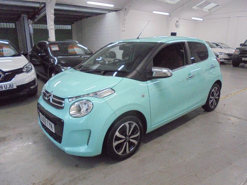 View CITROEN C1 1.0 VTi Flair