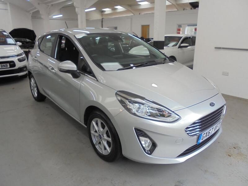 View FORD FIESTA 1.1 Ti-VCT PETROL MANUAL Zetec SAT NAV