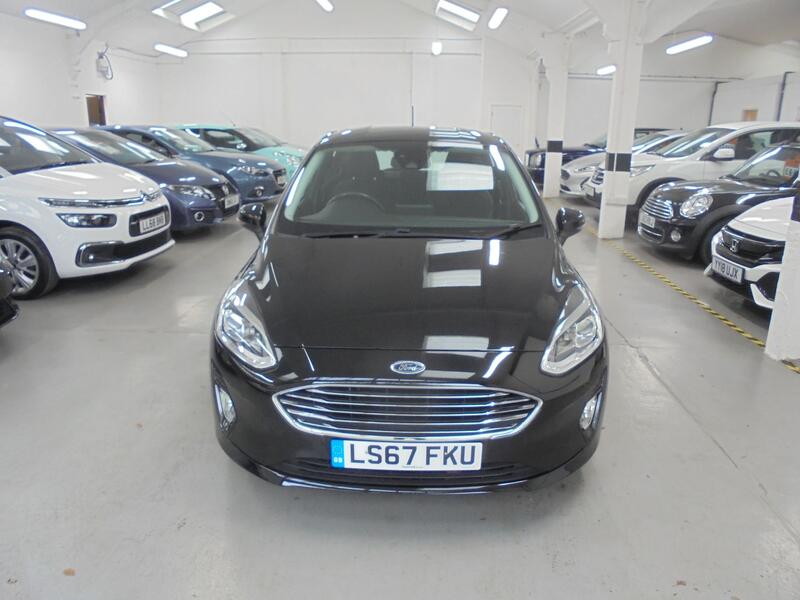 View FORD FIESTA 1.1 Ti-VCT PETROL  Zetec SAT NAV
