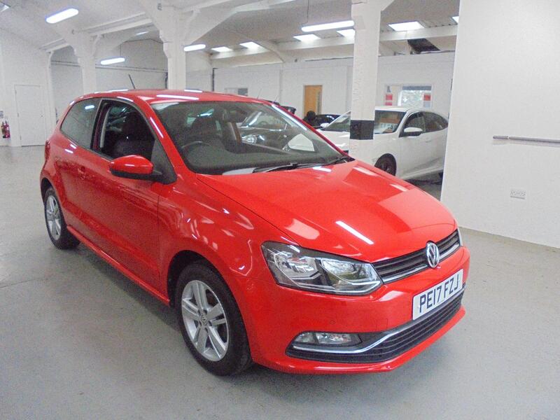 View VOLKSWAGEN POLO 1.0 BlueMotion Tech Match Edition Apple Car Play