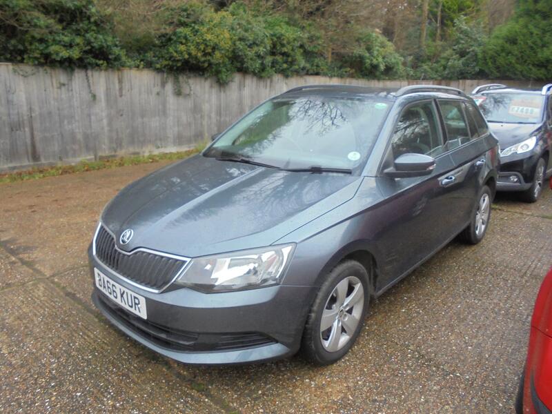 View SKODA FABIA 1.2 TSI SE