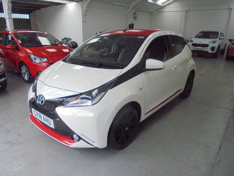View TOYOTA AYGO 1.0 VVT-i x-press