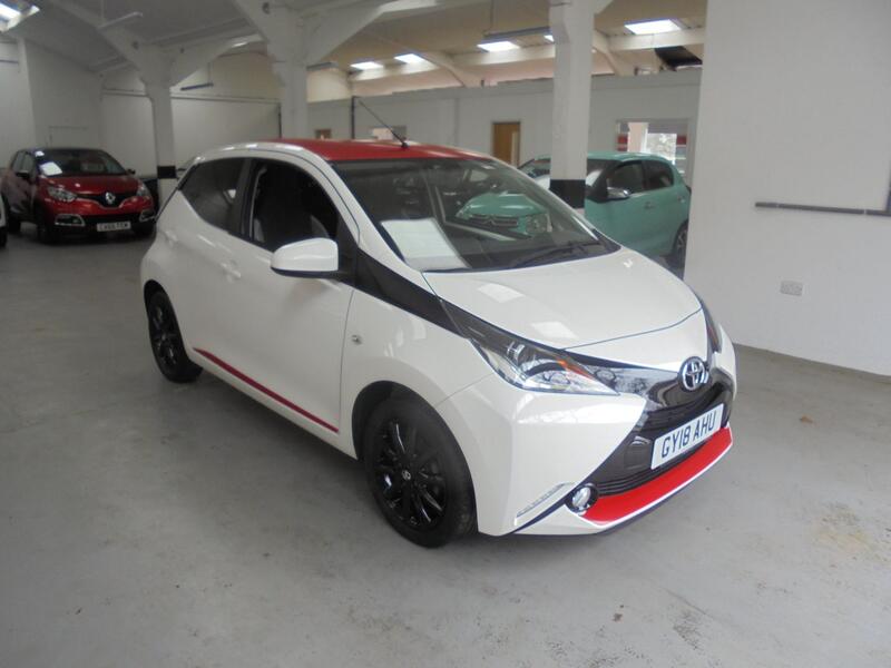 View TOYOTA AYGO 1.0 VVT-i x-press