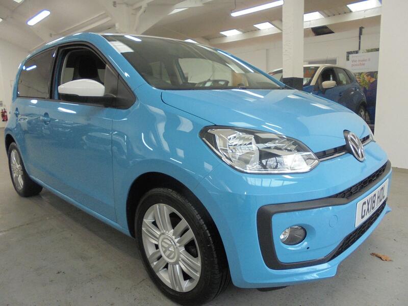 VOLKSWAGEN UP