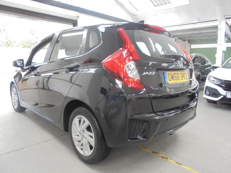 HONDA JAZZ