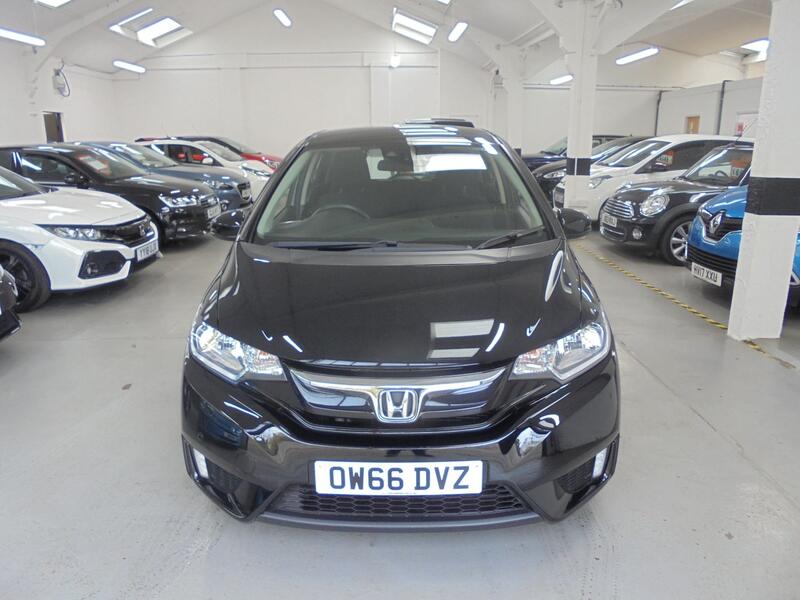 View HONDA JAZZ 1.3 i-VTEC Six Speed Petrol SE