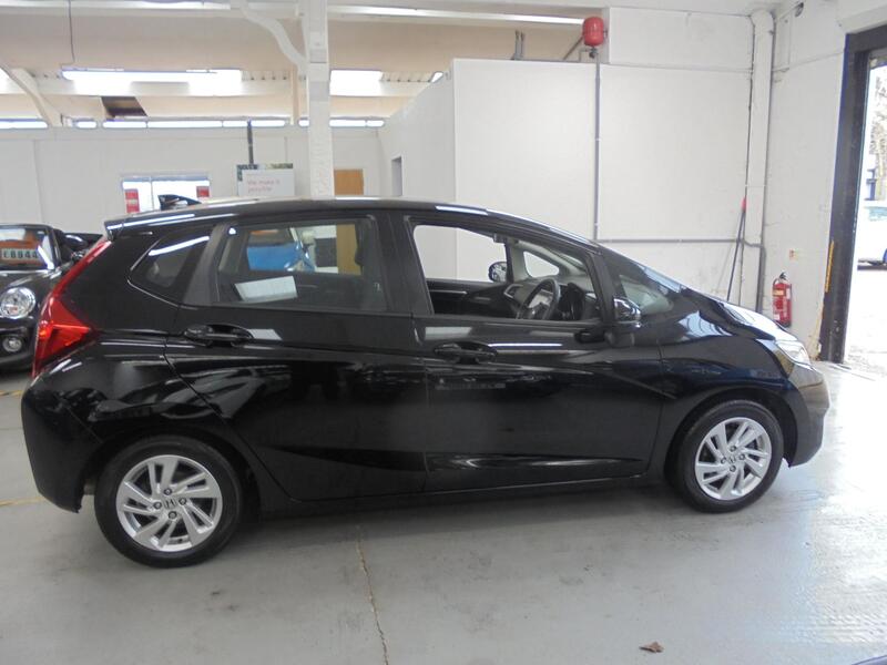 HONDA JAZZ