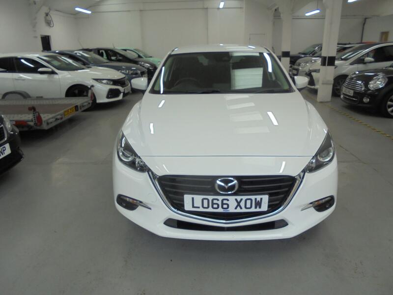 View MAZDA MAZDA3 2.0 SKYACTIV-G  Automatic SE-L Sat Nav