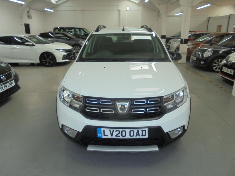View DACIA SANDERO STEPWAY 0.9 Stepway SE Twenty TCe 90 RE NAV
