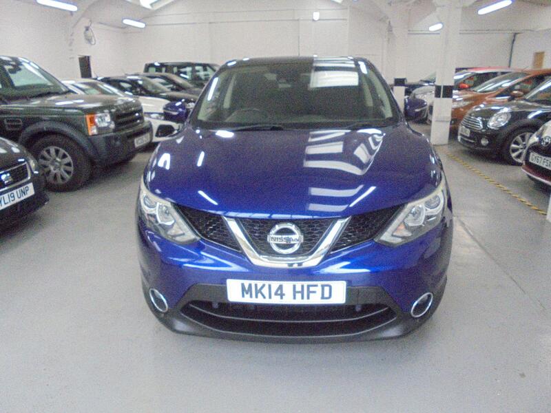 View NISSAN QASHQAI 1.5 dCi Acenta Premium Nav Panoramic Sunroof