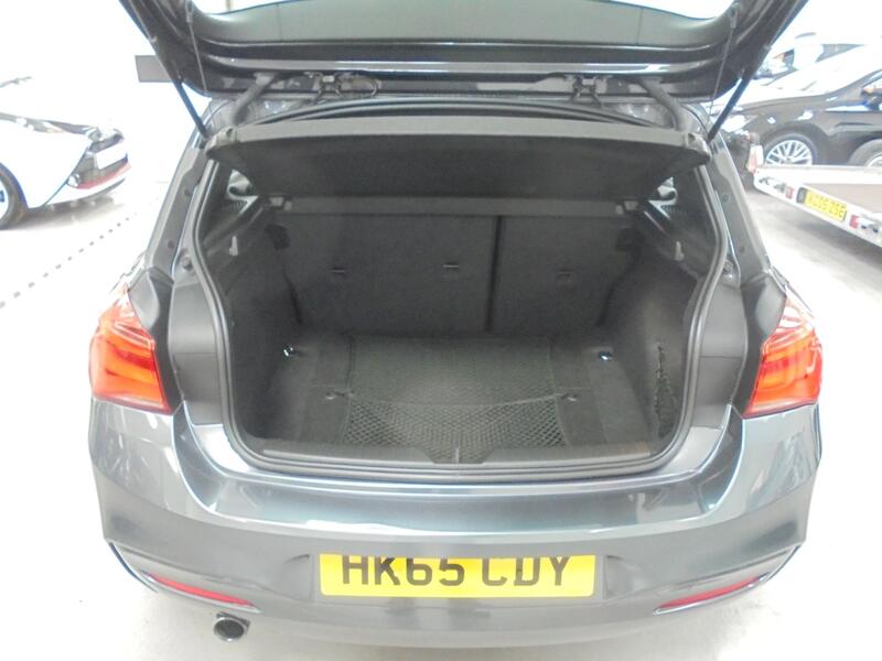 BMW 1 SERIES