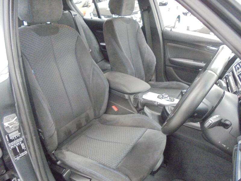 BMW 1 SERIES