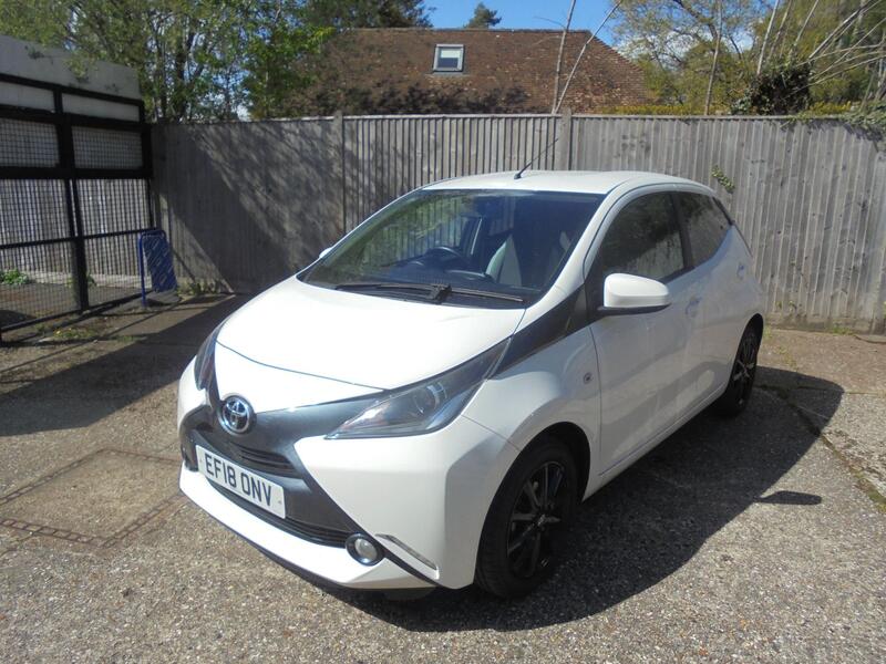 View TOYOTA AYGO 1.0 VVT-i x-style SAT NAV