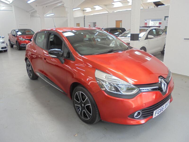 View RENAULT CLIO 0.9 Dynamique Nav TCe 90