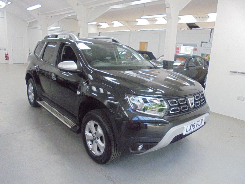 View DACIA DUSTER 1.6 Comfort SCE  4x2 SAT NAV