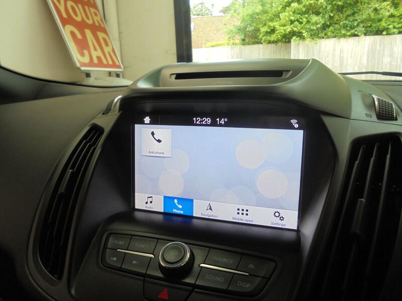 FORD KUGA