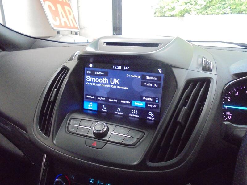 FORD KUGA