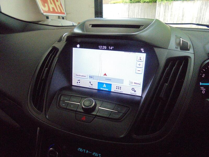 FORD KUGA