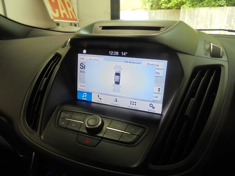 FORD KUGA