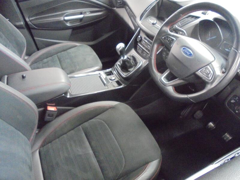 FORD KUGA