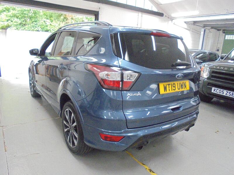 FORD KUGA