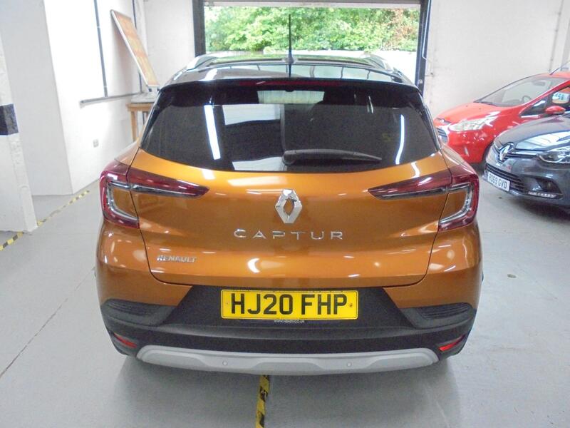 RENAULT CAPTUR