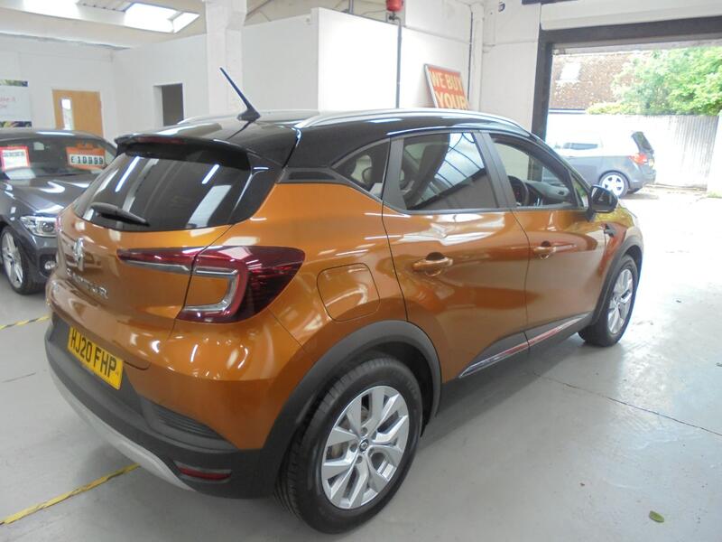 RENAULT CAPTUR