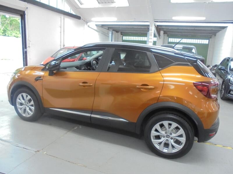 RENAULT CAPTUR