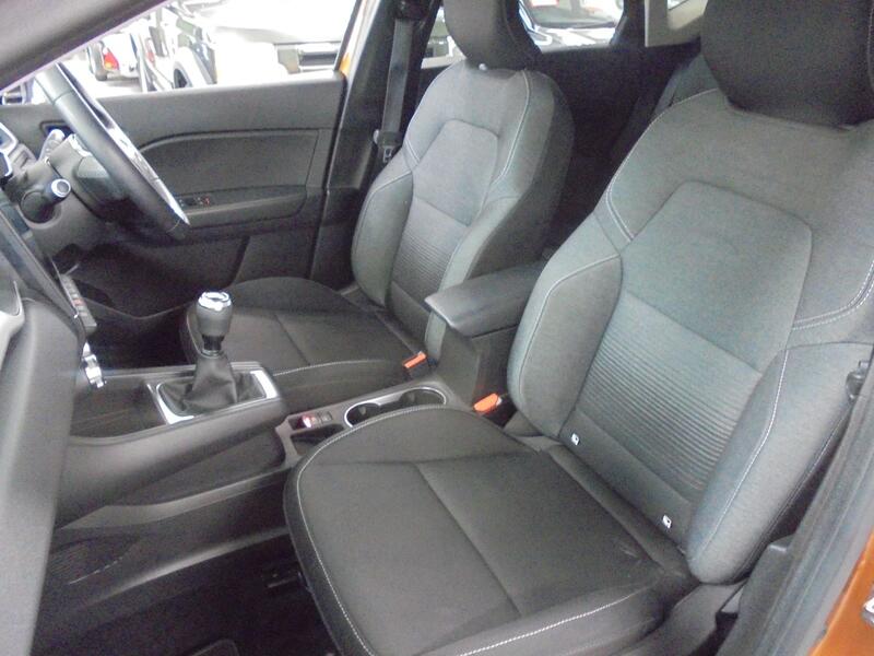 RENAULT CAPTUR