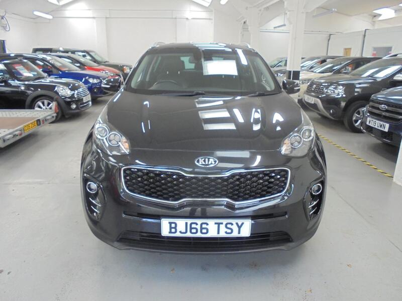 View KIA SPORTAGE 1.7 CRDi 3 SAT NAV LEATHER
