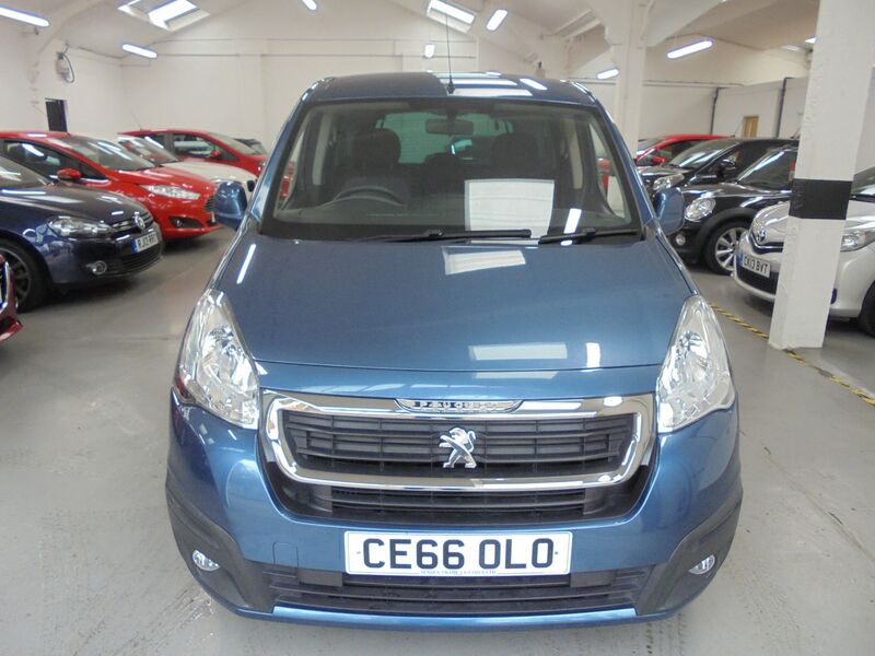 View PEUGEOT PARTNER 1.6 BlueHDi  Active Tepee AUTOMATIC